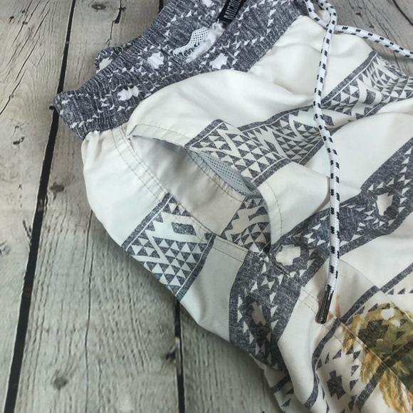 Micros Mens Tropical Palm Swim Trunks w/ pockets Lg - Picture 6 of 7